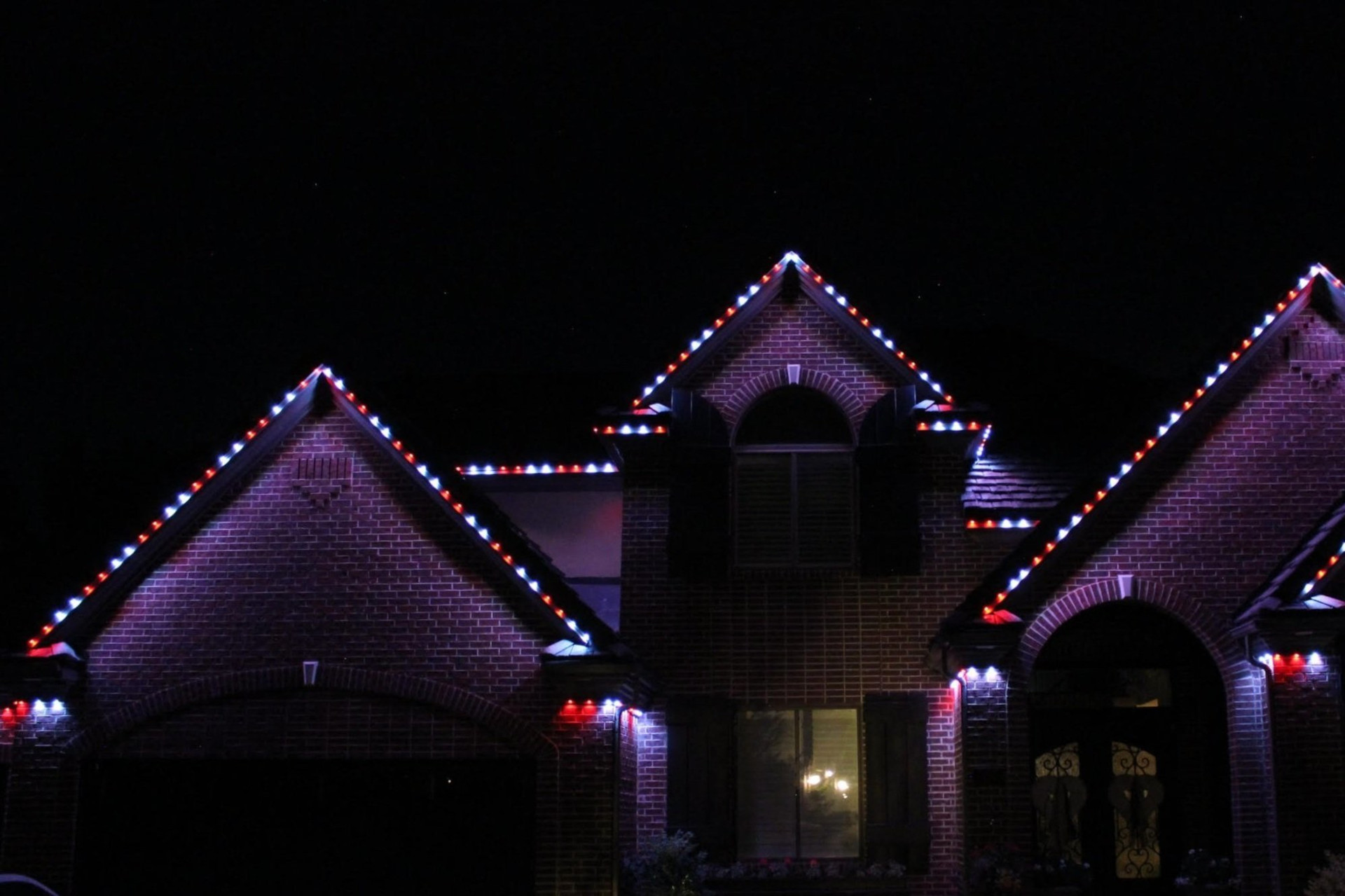 Holiday Lighting Spade Services
